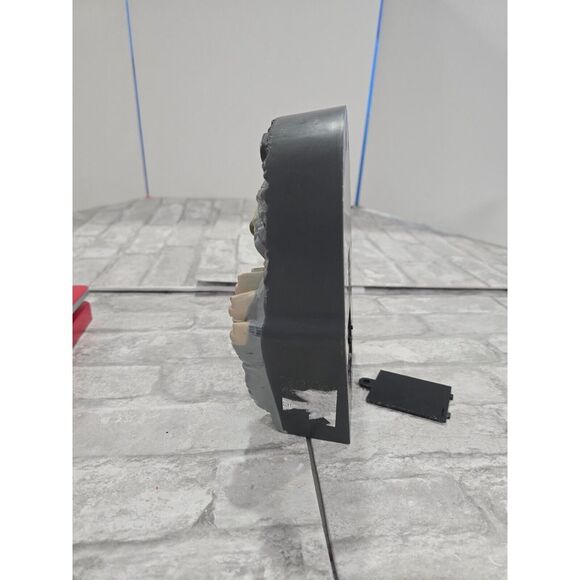 Halloween RIP‎ Tombstone Graveyard Headstone Eye Popping Laughing - Picture 9 of 9